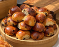 Mini brioches au chocolat, Le XXV Paris