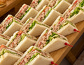 Mini club sandwichs thon, traiteur cacher Le XXV Paris
