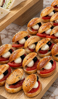 Navettes tomates mozzarella, plateau cocktail cacher Le XXV Paris